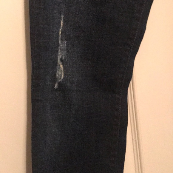 Dark distressed jeans - Picture 4 of 7